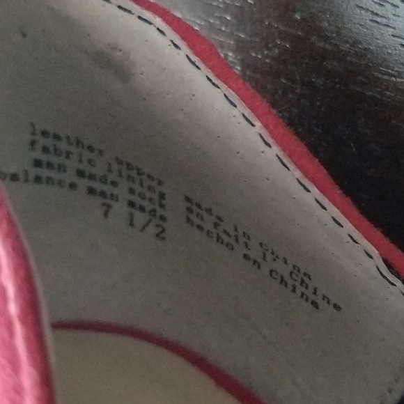 Seychelles Scalloped Red Leather Block Heel - Picture 6 of 11